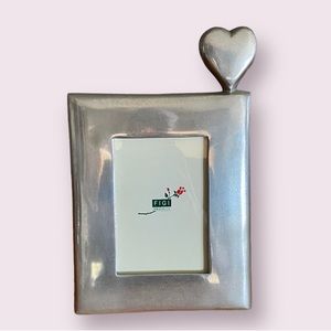 Vintage FIGI Graphics Pewter Photo Frame Figural Heart - Holds 3 x 4.5 Picture
